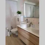 Apartment Panoramaresort In Hardangerfjord With Boat And Sauna To Rent - Seaside For 2 Personer Oystese