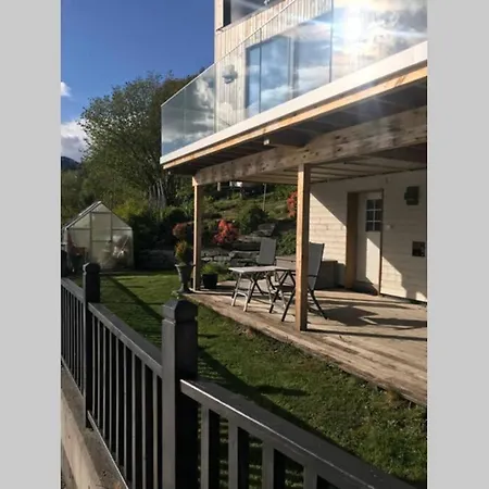 Panoramaresort In Hardangerfjord With Boat And Sauna To Rent - Seaside For 2 Personer Appartement *